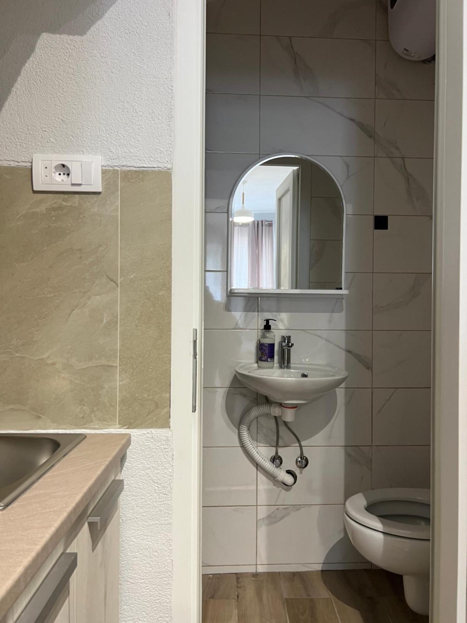 Apartments Astoria Hn ヘルツェグ・ノヴィ エクステリア 写真