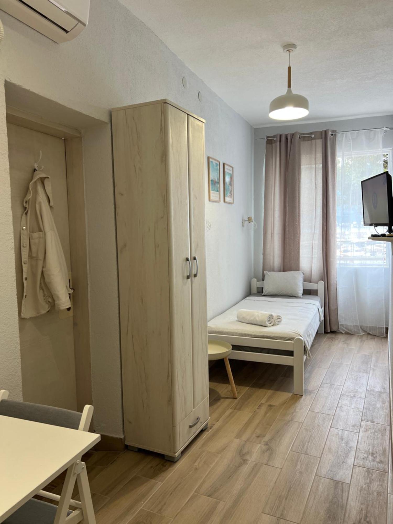 Apartments Astoria Hn ヘルツェグ・ノヴィ エクステリア 写真